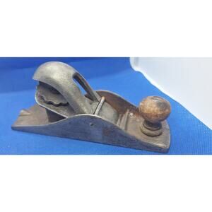 Vintage Wood Plane Carpenter Hand Tool 6 1/2"- Unbranded